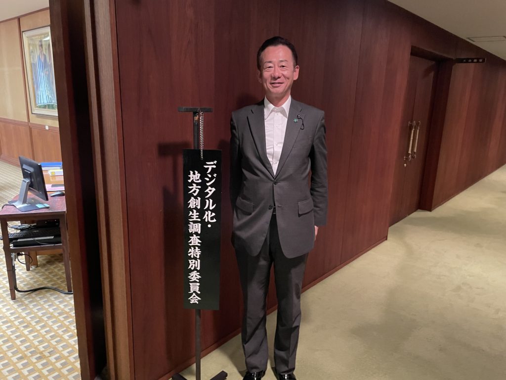 特別委員会の県内視察へ！