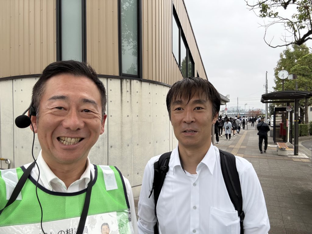 逢妻駅南口で街頭活動！